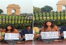Ankita Bhandari's parents protest at India Gate in Delhi, demanding a pause in the alleged VIP's appointment