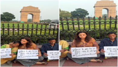 Ankita Bhandari's parents protest at India Gate in Delhi, demanding a pause in the alleged VIP's appointment